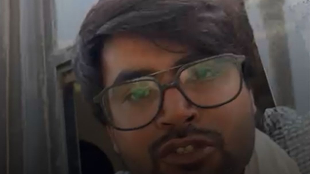 "More than 15 journalists detained by the Delhi Police"