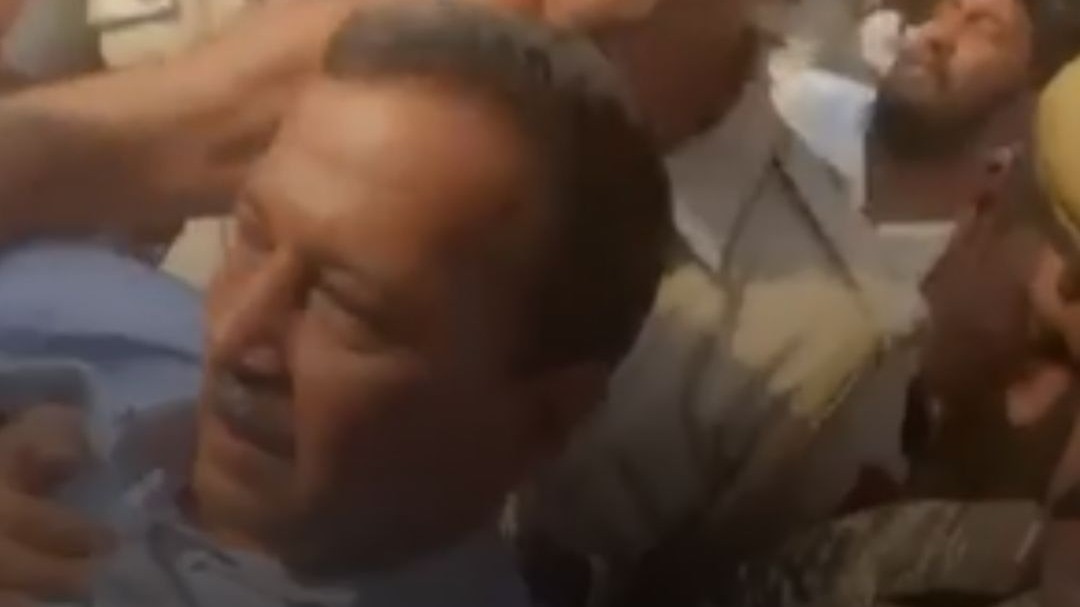 Arvind Kejriwal detained by the Delhi Police