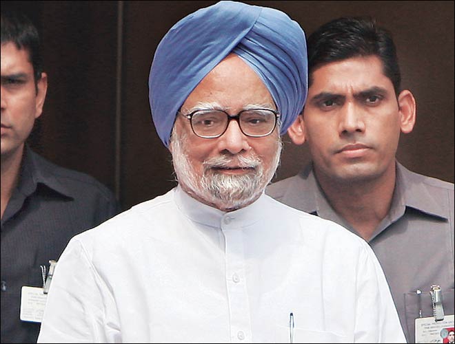 Bigwigs safe in PM's reshuffle on Sunday, Manmohan expected to