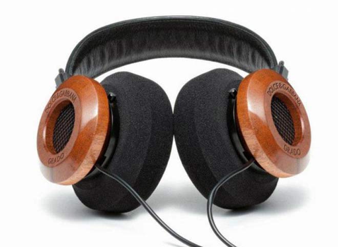 Dolce discount gabbana headphones
