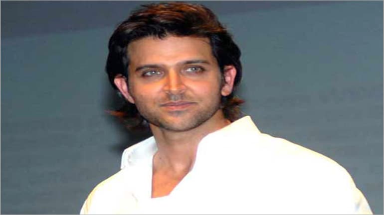 Hrithik's surgery successful, he is fine: Doctors - Movies News