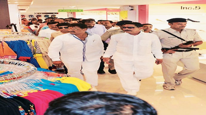 Bihar MLA Anant Singh defies law to open mall