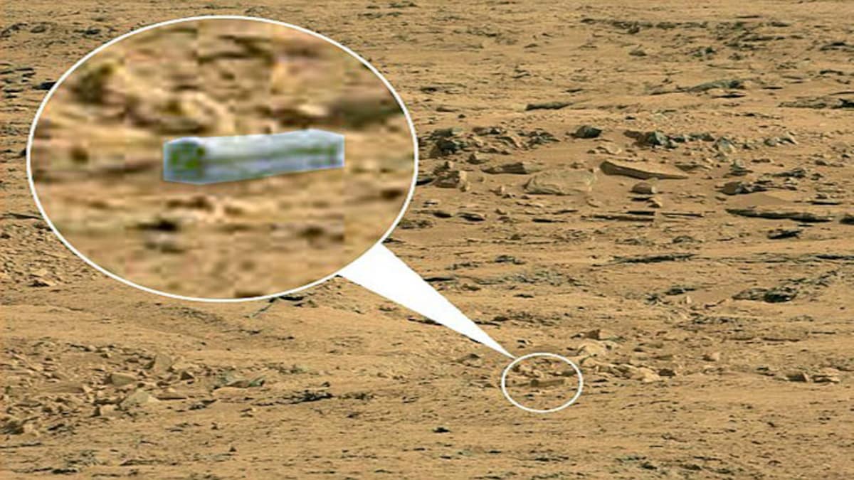 NASA's Curiosity Rover spots alien coffin on Mars - India Today