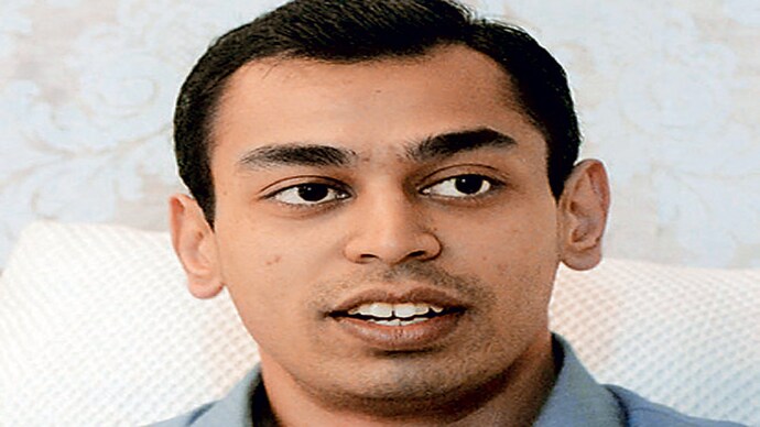 Silent tug of war between Mulayam Singh's sons finds a pleasant chirp