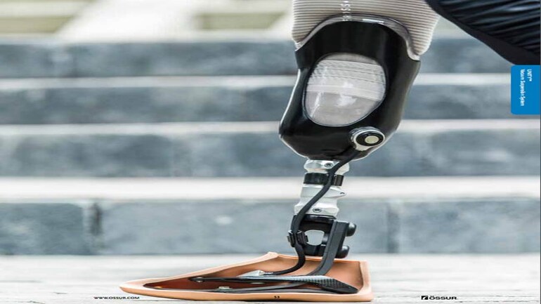 Amputees control bionic legs with their thoughts - Technology News