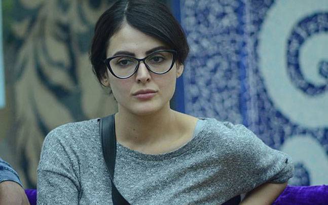 Mandana Karimi to leave Bigg Boss 9 midway - Television News