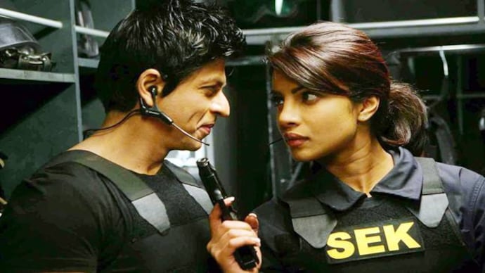 Shah Rukh Khan and Priyanka Chopra in a still from Don 2