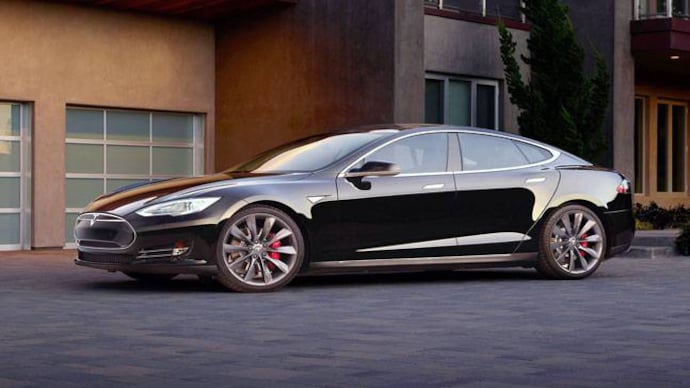 Tesla Motors introduces two less costly Model S versions - India Today