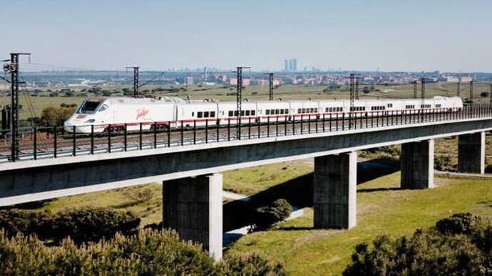 Talgo's late: High speed train reaches Mumbai in 15 hours instead of 12 ...