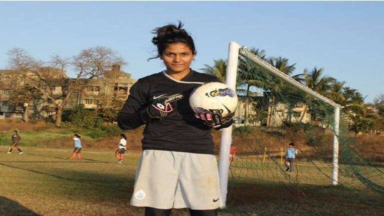 Good News For India S Aditi Chauhan Who Plays For West Ham Women S Team Sports News