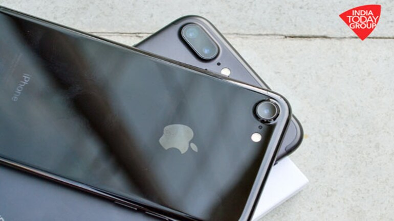 iphone 7 vs iphone 7 plus which one is