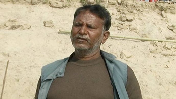 Bihar boat tragedy: Meet the man who fished out bodies from Ganga