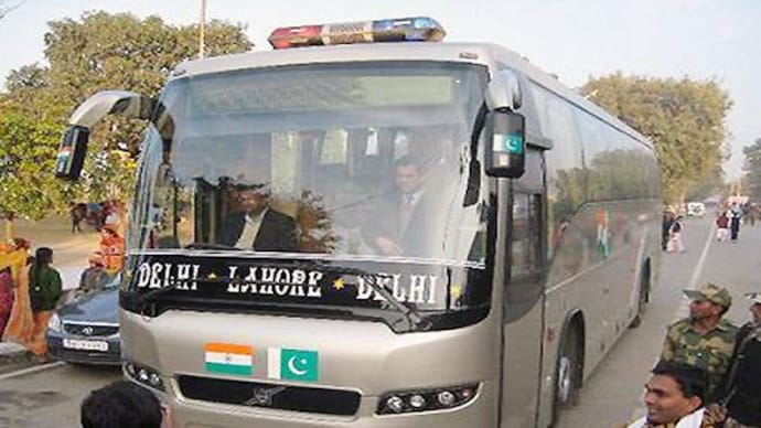 Security tightened for Delhi-Lahore bus, Samjhauta Express after terror threat