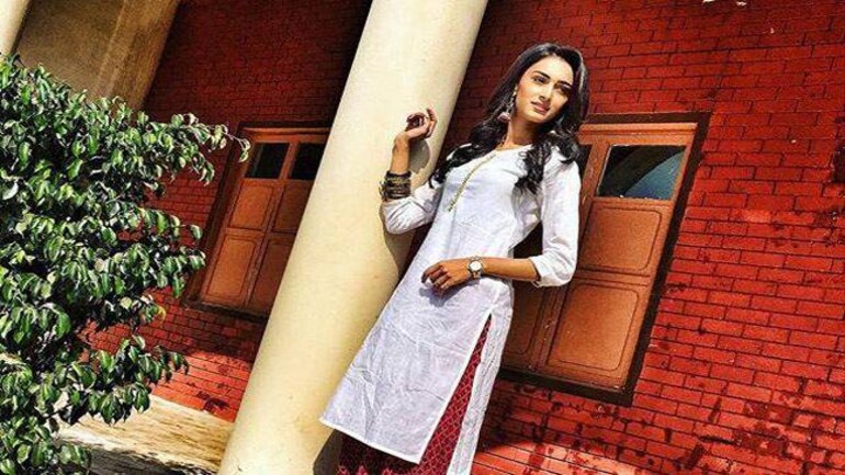 Erica Fernandes becomes a proud owner of a BMW car - Television News