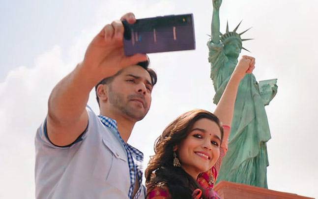 Badrinath Ki Dulhania turns 7: Varun Dhawan says Alia Bhatt had 'great  time' working with him; see her reaction | PINKVILLA