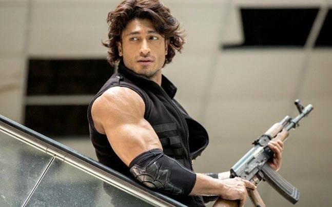 commando 2 movie download