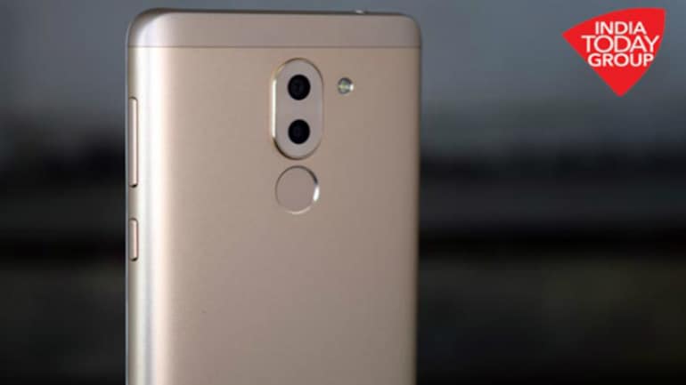 Huawei Honor 6x Gets Price Cut Still Can T Beat Xiaomi Redmi Note 4 Technology News