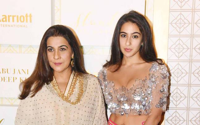 Amrita Singh Sara Ali Khan