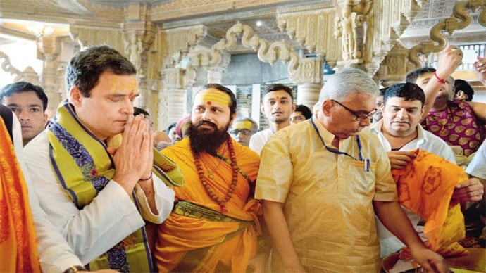 Congress vice-president Rahul Gandhi offered prayers at Dwarkadhish Temple in Gujarat to kick off a three-day Navsarjan Yatra. Rahul Gandhi