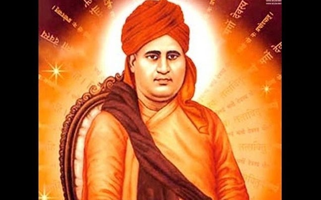 information about swami dayanand saraswati