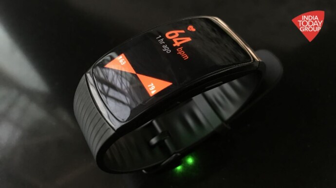 Samsung Gear Fit 2 Pro Review The most feature rich fitness