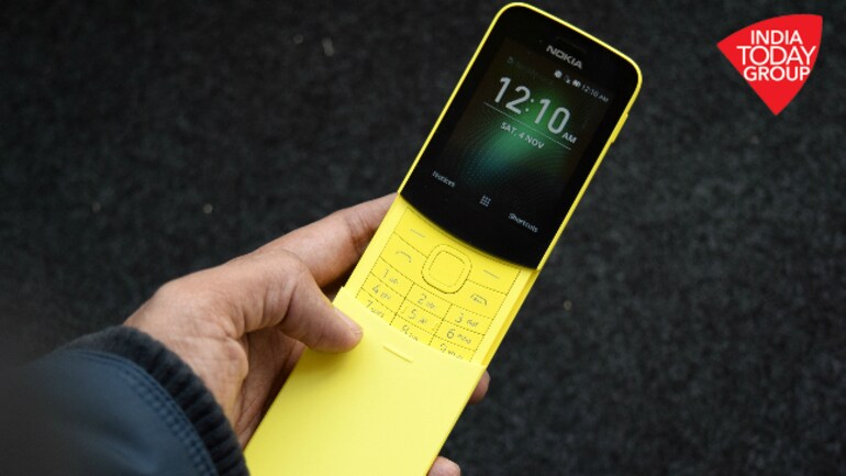 nokia 8110 4g quick review the banana phone strikes back technology news