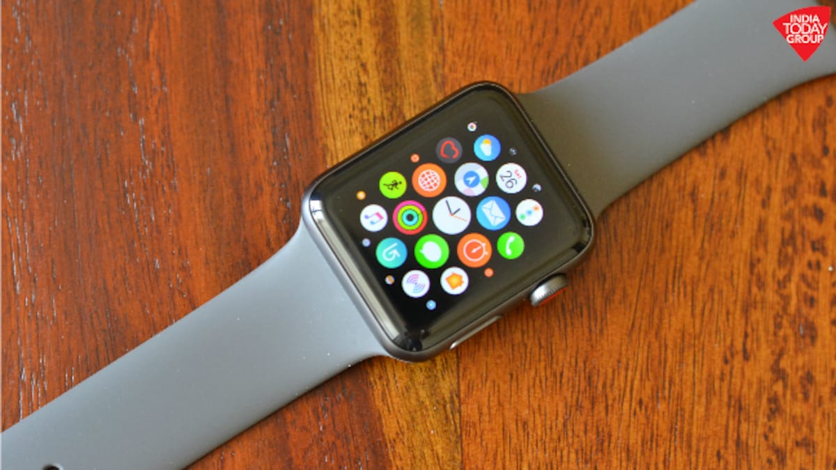 Apple Watch Series 3 Cellular Review: Always connected. Almost