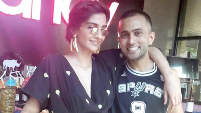 Sonam Kapoor and Anand Ahuja are reportedly planning an October-November honeymoon