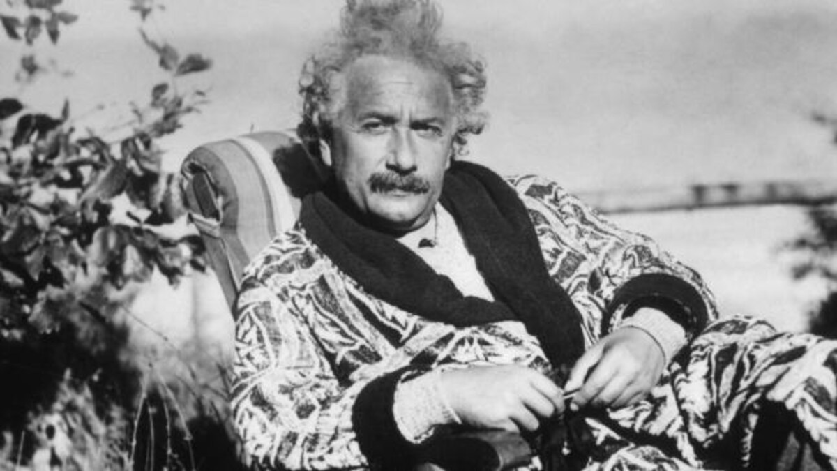 Did Einstein Believe Indians Were Stupid His Diaries Suggest So World News