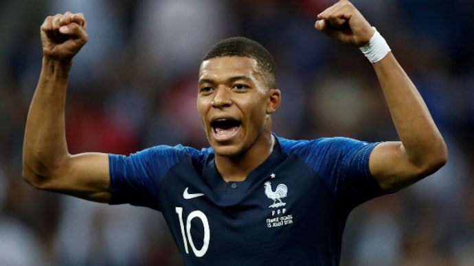 Kylian Mbappe To Wear Paris Saint Germain S Iconic No 7 Jersey Next Season India Today Kylian Mbappe To Wear Paris Saint Germain S Iconic No 7 Jersey Next Season India Today