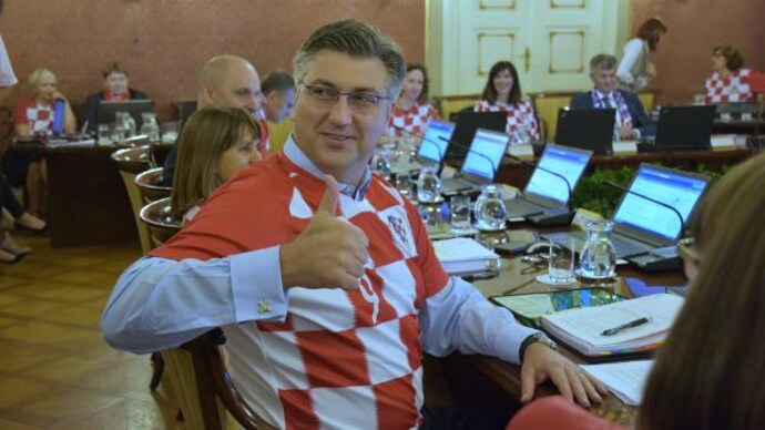 Croatia 2018 world cup top jersey