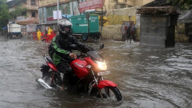 6 dead in weather-related accidents across India