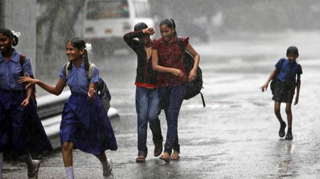 Schools in Shimla, Mandi shut over heavy rain warning 