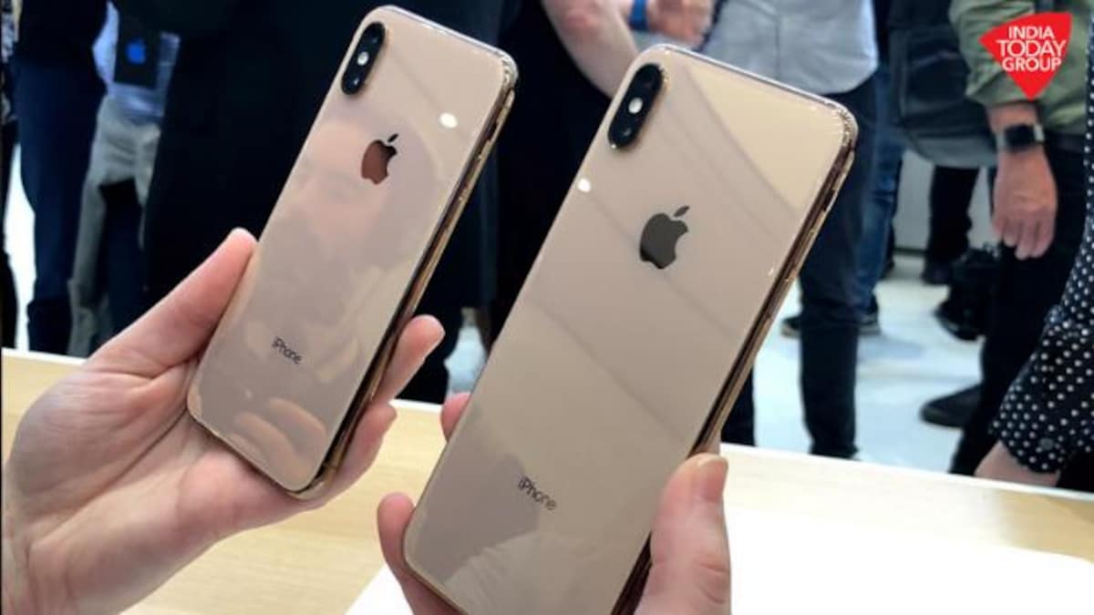 Iphone xs max hot sale still worth buying
