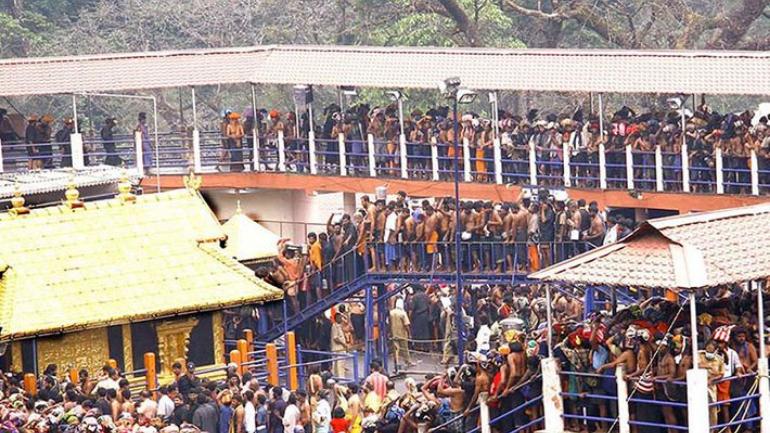 Trupti Desai to abandon Sabarimala visit after protests Trupti Desai to abandon Sabarimala visit after protests