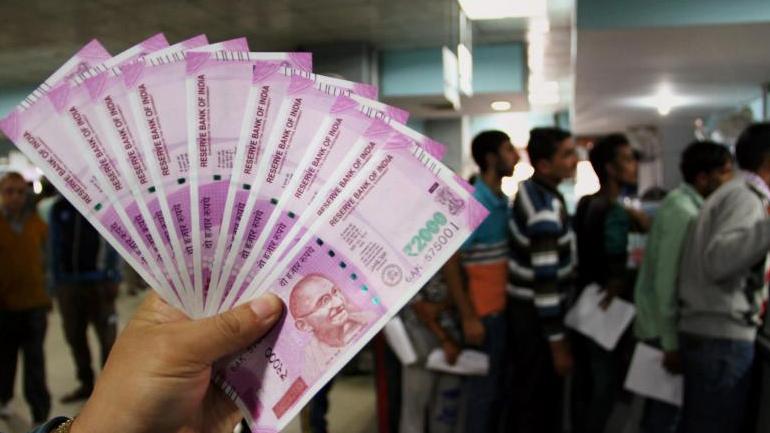 Government to stop printing of Rs 2000 notes, says report Government to stop printing of Rs 2000 notes, says report