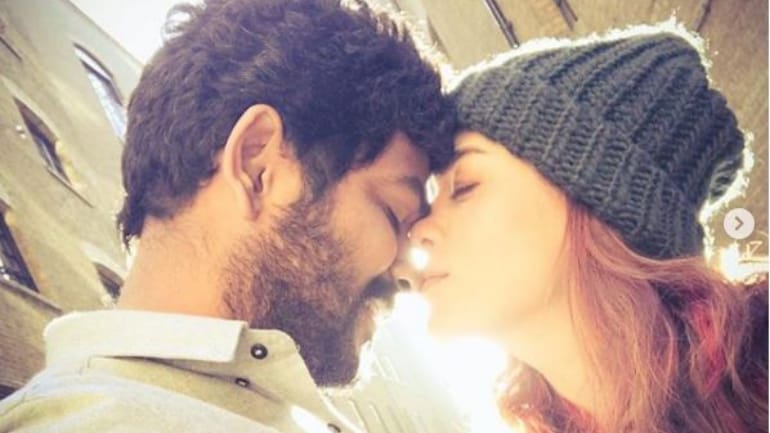 Nayanthara and Vignesh Shivan are head over heels in love in Valentine's Day surprise photo - Movies News