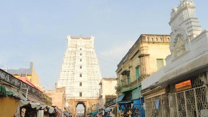 Andhra Pradesh: 3 diamond-studded golden crowns stolen from Tirupati temple