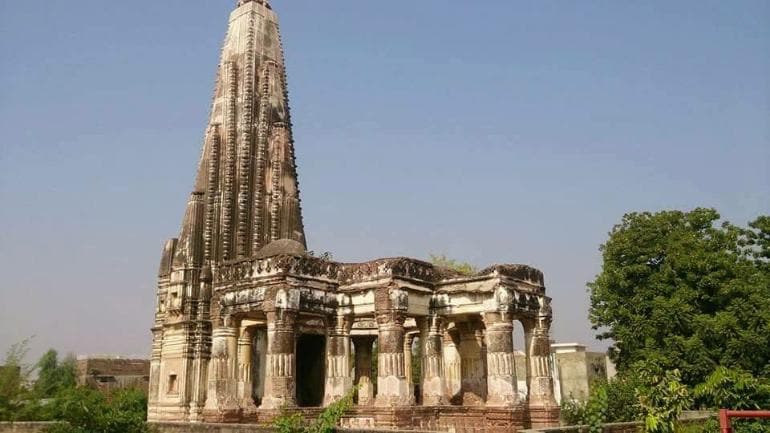 Pakistan to restore, hand over 400 Hindu temples - World News