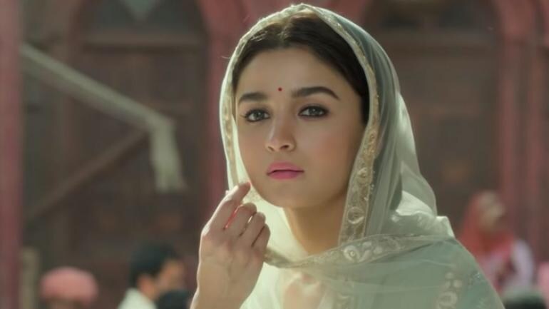 Kalank alia bhatt bridal look Clearance