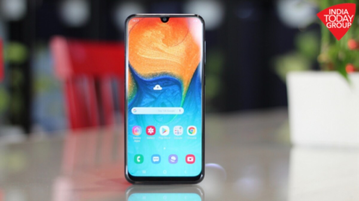 Samsung Galaxy A30 Review Sleek Design Great Display But Galaxy M30 Offers Better Value Technology News