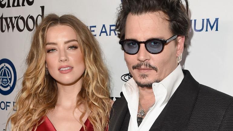 Johnny Depp Claims Hollywood Is Boycotting Him! 6 ja
