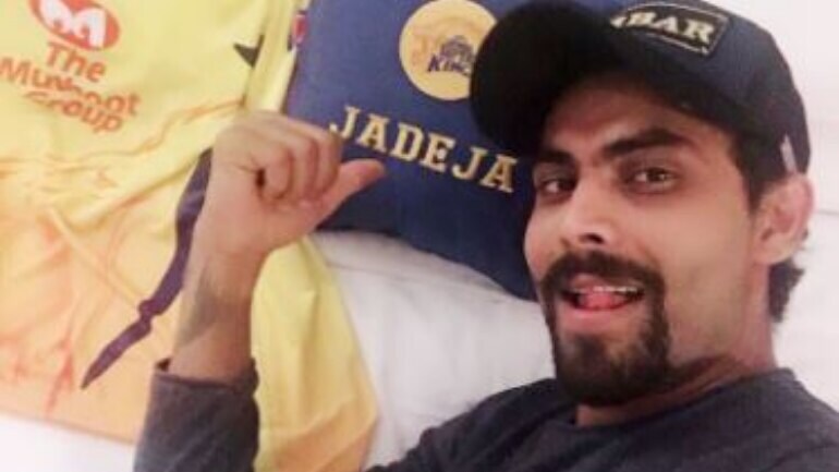After Ravindra Jadeja S Wife Joins Bjp His Father And Sister Join Congress Elections News
