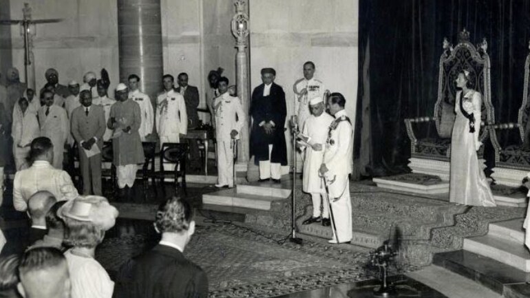 Empty Envelope Tryst With Destiny And A Maddening Crowd How Nehru Took Oath As India S 1st Pm India News