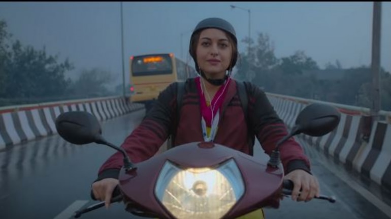 Sonakshi Sinha plays a sexologist in Khandaani Shafakhana.