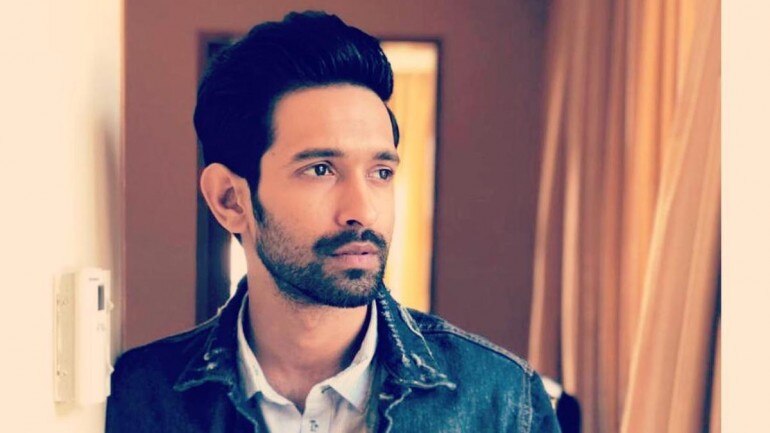 Runaway bride leaves wedding to meet Vikrant Massey in Delhi's ...