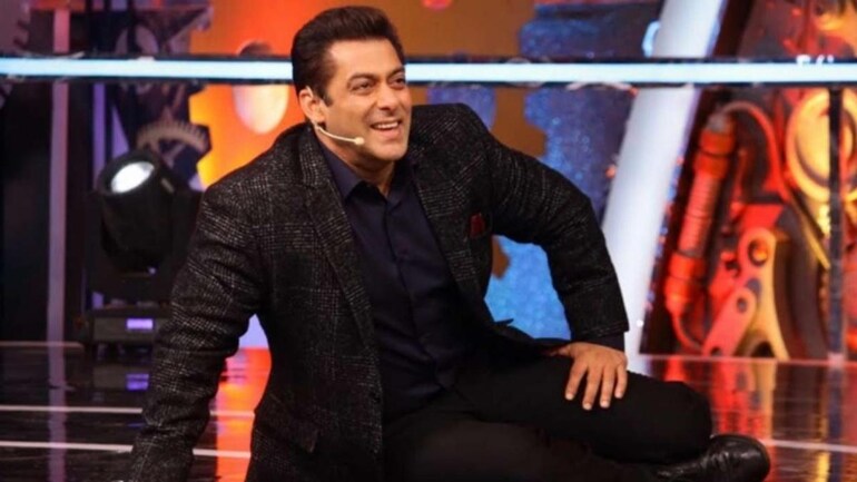 How Much Salman Khan Charge For Bigg Boss : He is a very cool person