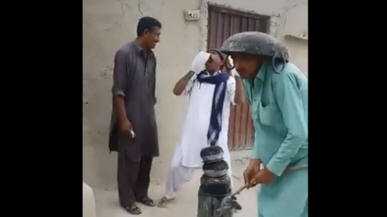 Screenshot from video posted on Twitter by Ravinder Singh Robin.