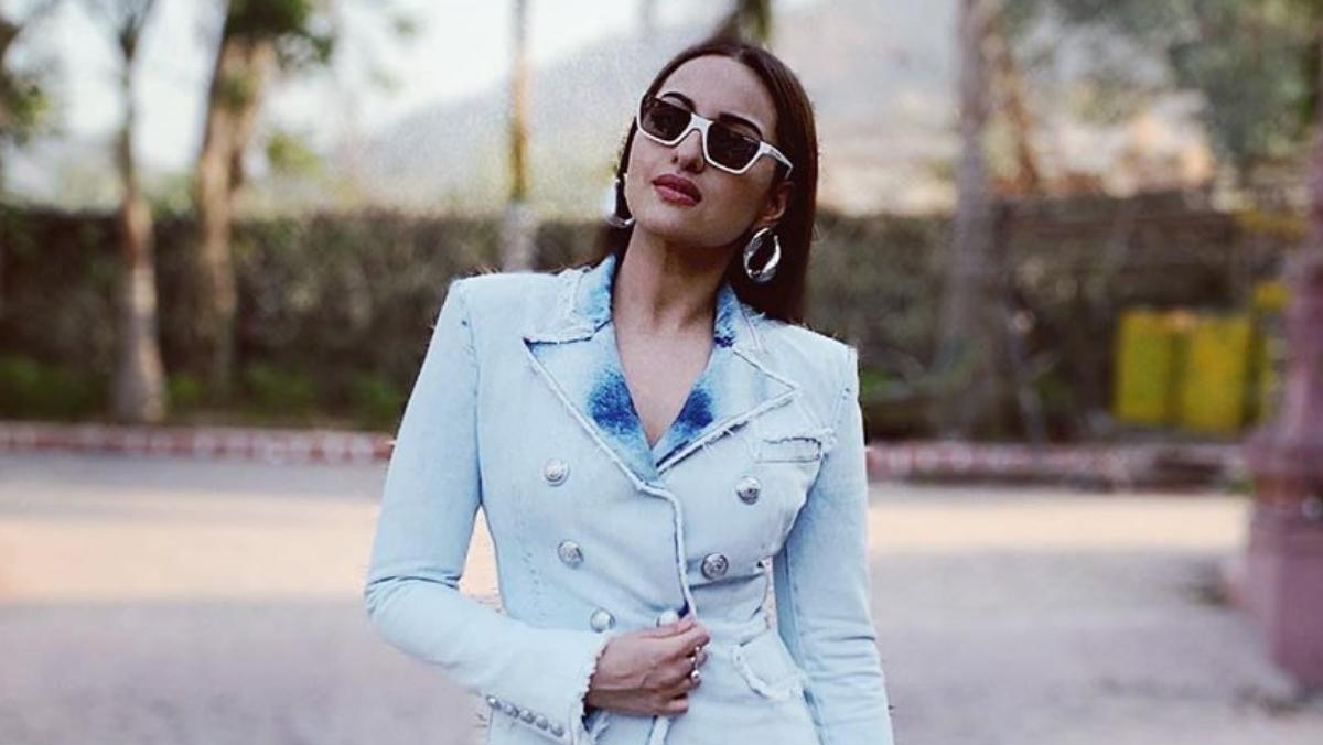 Sonakshi Sinha Releases First Poster Of Badshahs Debut Film Khandaani Shafakhana India Today