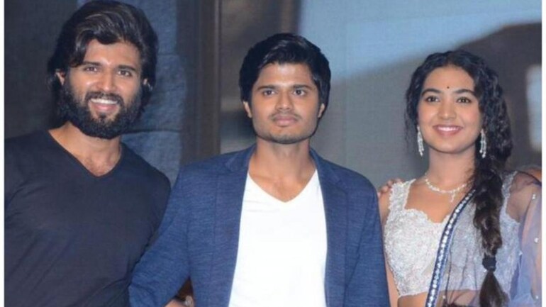 Vijay Deverakonda Reviews Brother Anand S Dorasani The Storytelling Was Beautiful To Watch Movies News Vijay Deverakonda Reviews Brother Anand S Dorasani The Storytelling Was Beautiful To Watch Movies News